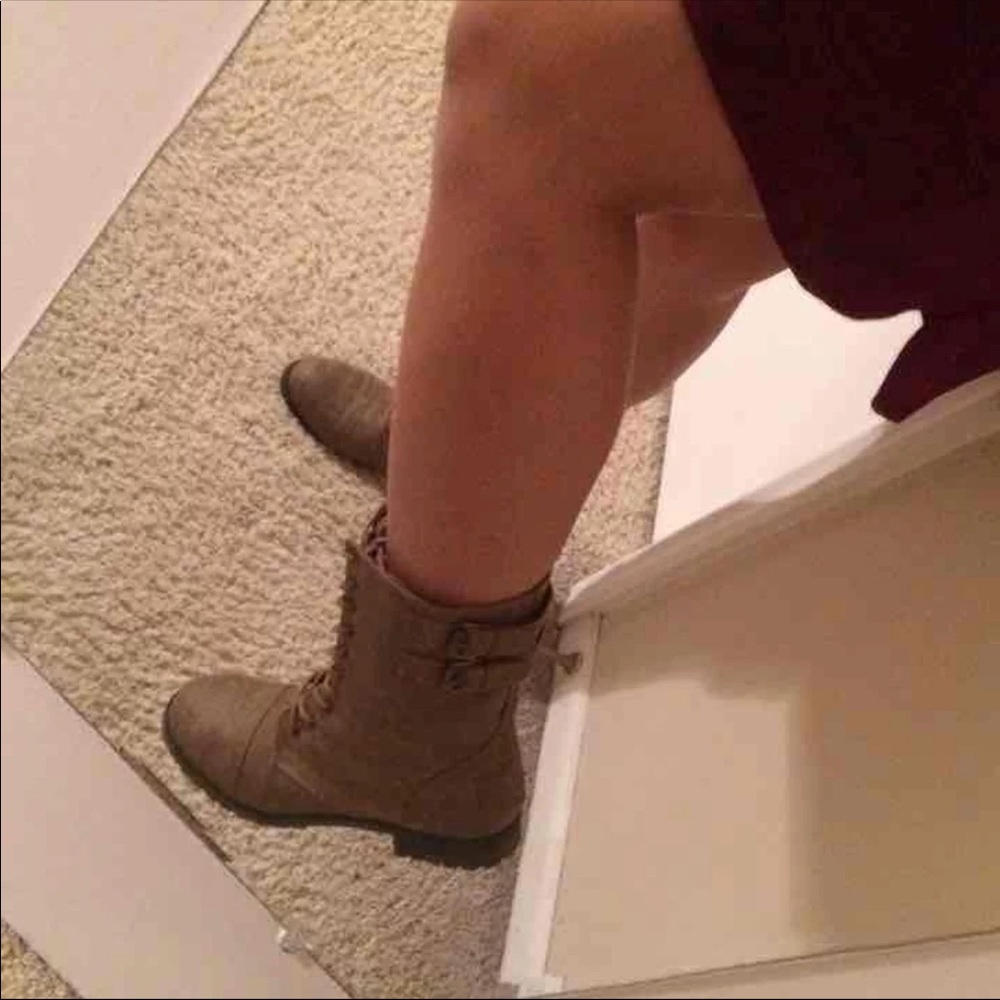 Rampage Taupe Combat boots